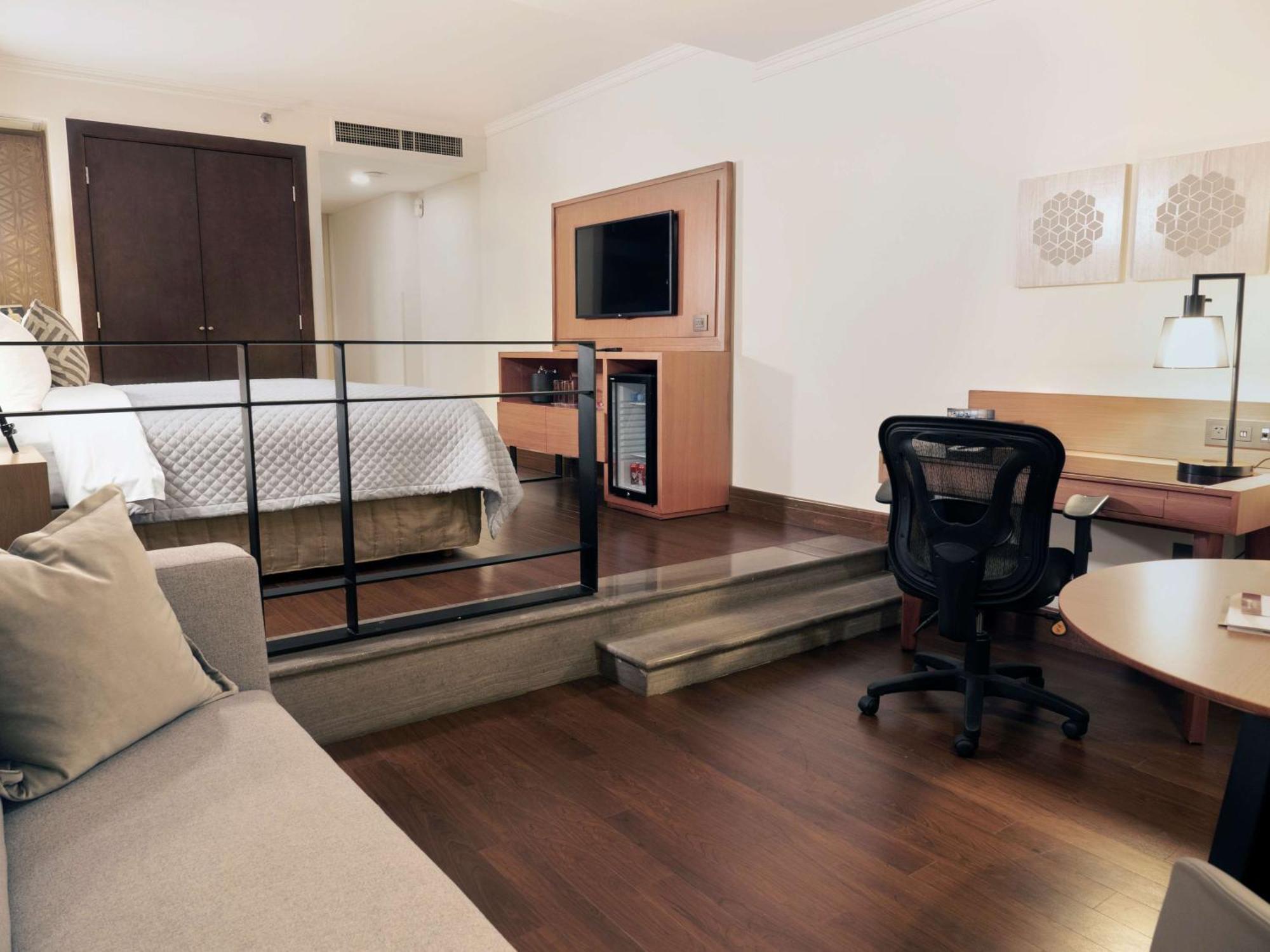 Hotel Ms Milenium Monterrey Curio Collection By Hilton San Pedro Garza Garcia Zewnętrze zdjęcie
