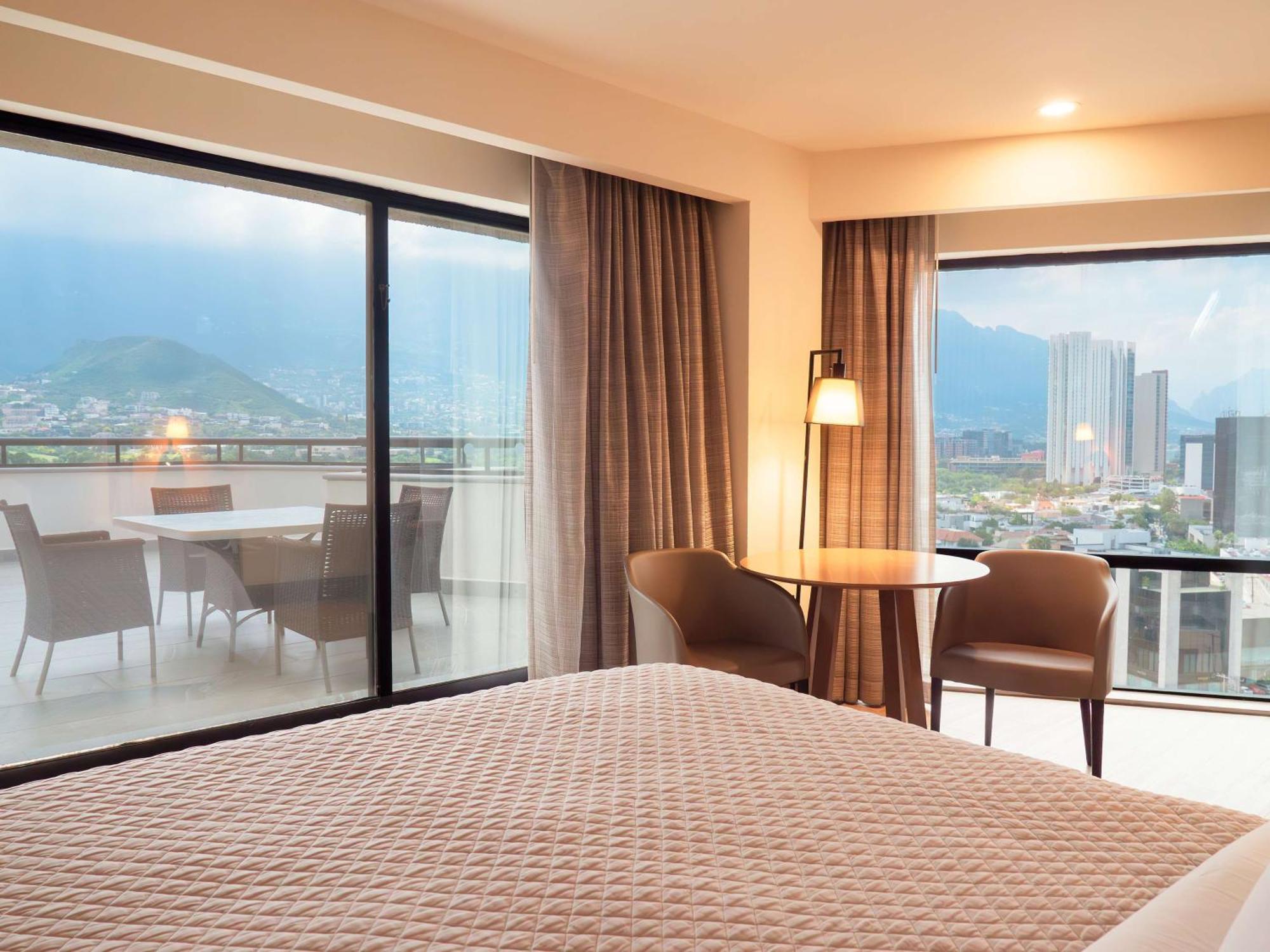 Hotel Ms Milenium Monterrey Curio Collection By Hilton San Pedro Garza Garcia Zewnętrze zdjęcie